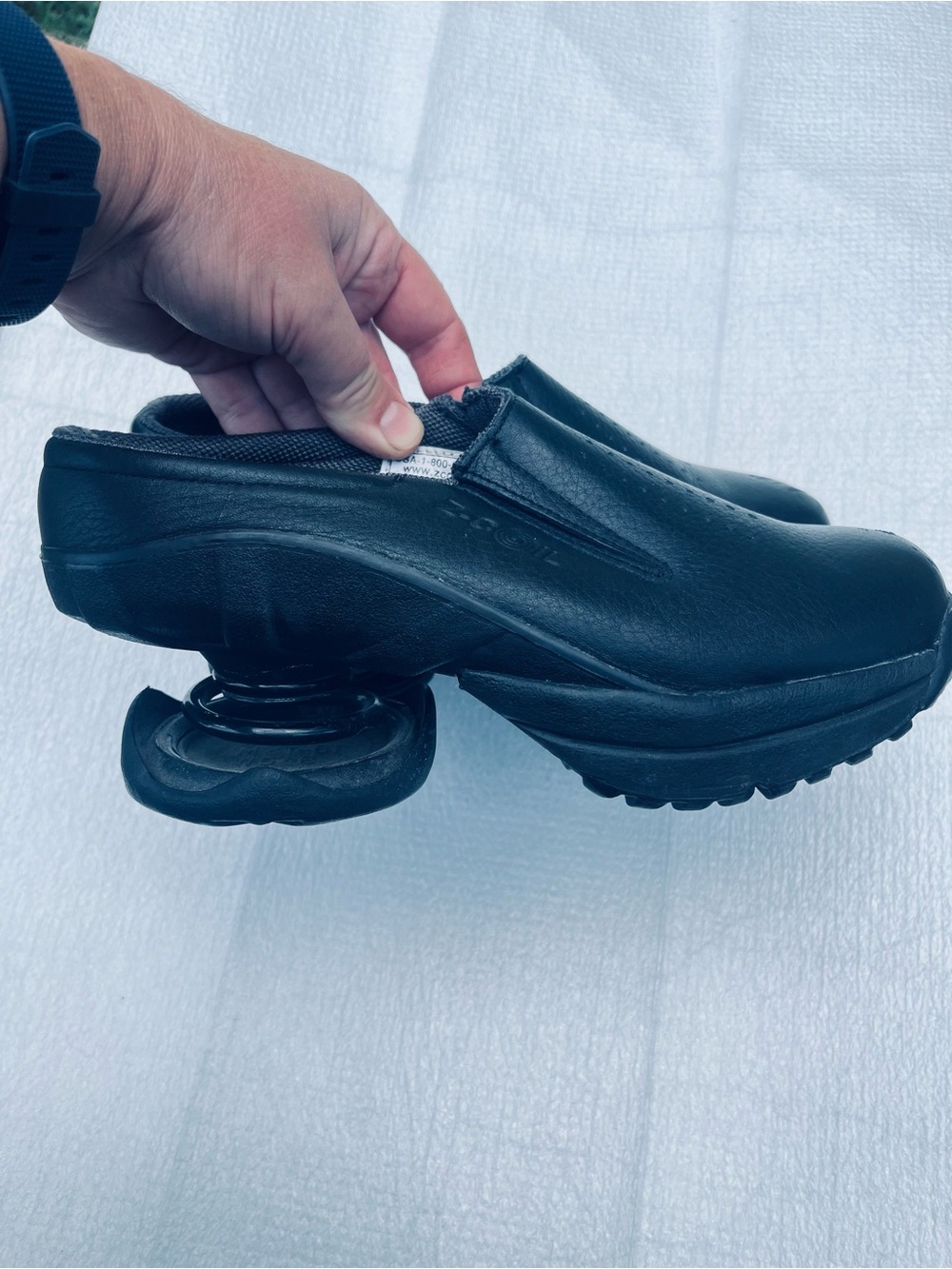 Z-COIL Black Leather Walking Shoes Springs loafers slip on sz 7